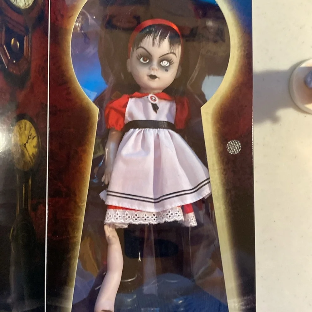 Living Dead Dolls in Wonderland Sadie as Alice